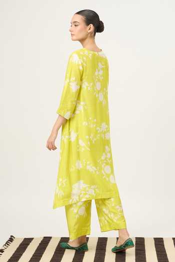 Shop_Dot_Green Silk, Cotton, Organza V-neck, Yes Bloom Print Kurta Set _at_Aza_Fashions