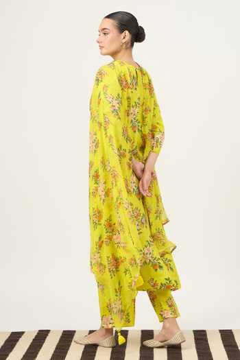 Shop_Dot_Green Silk, Chiffon Tassels Round Neck, Yes Printed Kurta Set _at_Aza_Fashions