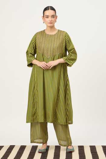 Buy_Dot_Green Silk, Cotton Nakshi Embroidery Round Striped Veena Print Kurta And Pant Set _Online_at_Aza_Fashions