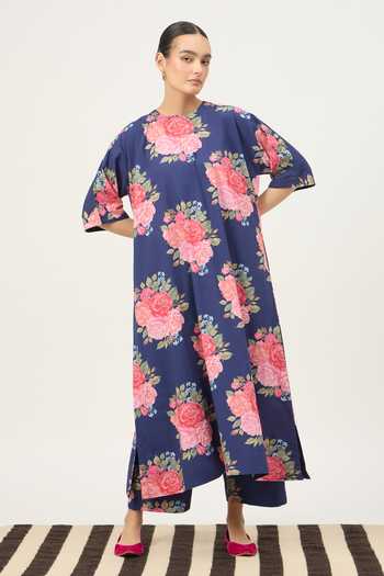 Buy_Dot_Blue Pure Cotton Round Neck, Yes Nayab Printed Kurta And Pant Set _at_Aza_Fashions