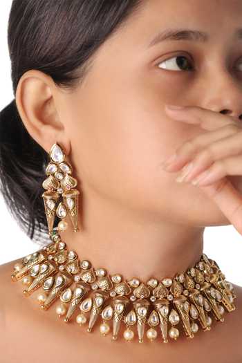 Buy_MRJEWELS_Gold Plated Pearls, Stones Antique Royal Heritage Necklace Set _at_Aza_Fashions