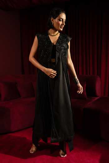 Buy_Vidhi Wadhwani_Black Crepe Applique Open Neck Liza Jacket And Pant Set _at_Aza_Fashions