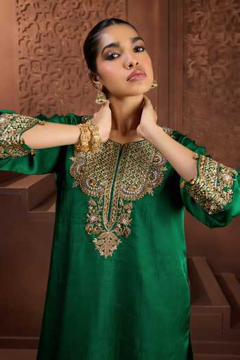 Shop_Aneesh Agarwaal_Green Silk Embroidery, Zari Round Neck Ratna Jyoti Straight Kurta And Salwar Set _Online_at_Aza_Fashions