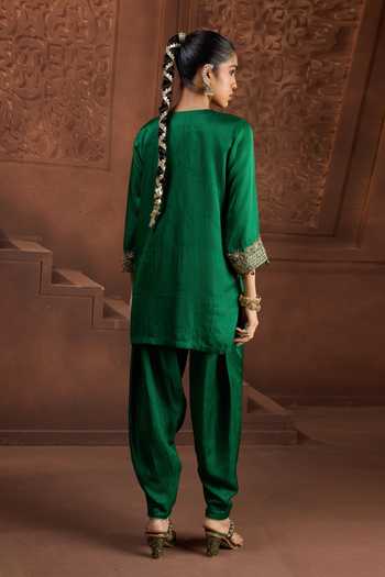 Shop_Aneesh Agarwaal_Green Silk Embroidery, Zari Round Neck Ratna Jyoti Straight Kurta And Salwar Set _at_Aza_Fashions