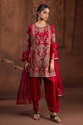 Buy_Aneesh Agarwaal_Red Silk Embroidery, Zari Round Neck Padma Jyoti Kurta And Salwar Set _Online_at_Aza_Fashions