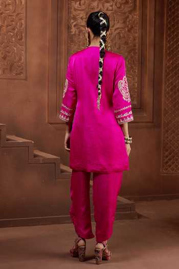 Shop_Aneesh Agarwaal_Fuchsia Silk Zari, Stones V-neck Maya Darpan Embroidered Kurta And Salwar Set _at_Aza_Fashions