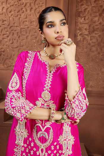 Shop_Aneesh Agarwaal_Fuchsia Silk Zari, Stones V-neck Maya Darpan Embroidered Kurta And Salwar Set _Online_at_Aza_Fashions