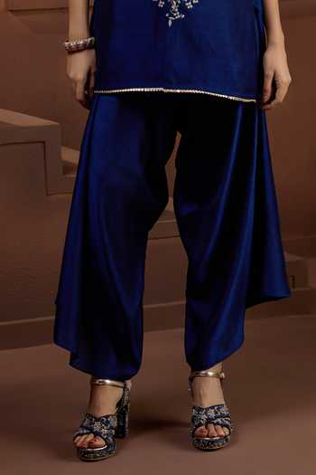 Aneesh Agarwaal_Blue Silk Embroidery Round Neck Neel Kamal Kurta And Pant Set _Online_at_Aza_Fashions