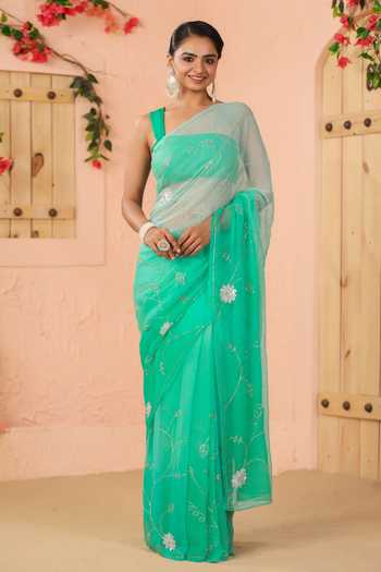 Buy_Geroo Jaipur_Green Chiffon Sequins One Shoulder Ombre Embroidered Pre-draped Saree Set _at_Aza_Fashions