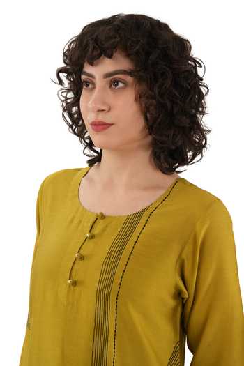 Khat_Olive Green Chanderi Silk Embroidery Round Neck Kurta And Pant Set _Online_at_Aza_Fashions