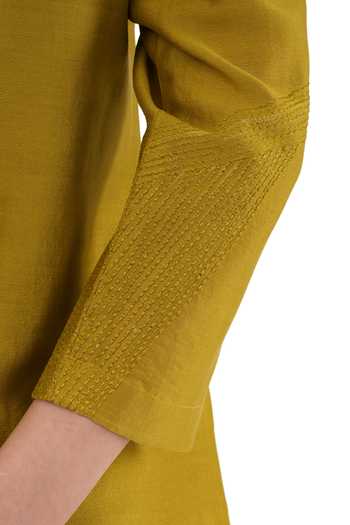Khat_Olive Green Chanderi Silk Embroidery Round Neck Kurta Set _Online