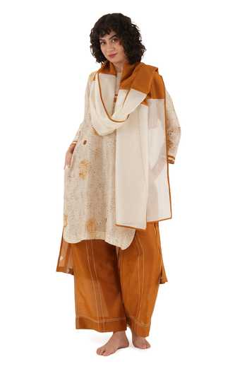 Buy_Khat_Beige Chanderi Silk Embroidery Round Neck Polka Print Kurta Set _Online_at_Aza_Fashions