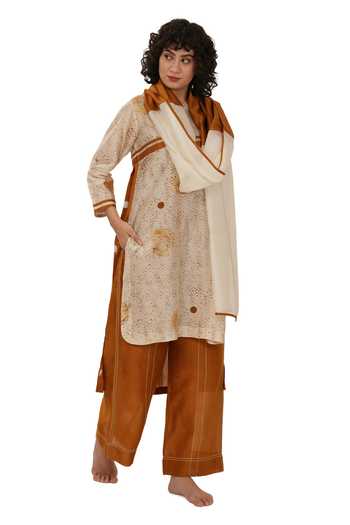 Buy_Khat_Beige Chanderi Silk Embroidery Round Neck Polka Print Kurta Set _at_Aza_Fashions
