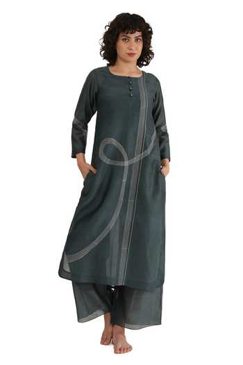 Buy_Khat_Green Chanderi Silk Embroidery Round Neck, Yes Kurta Set _at_Aza_Fashions