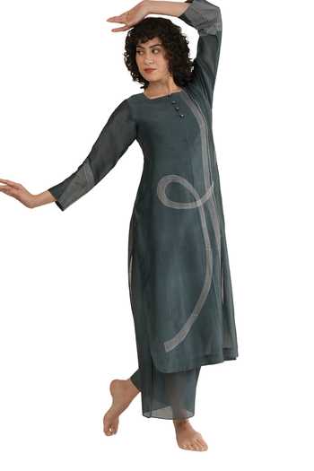 Buy_Khat_Green Chanderi Silk Embroidery Round Neck, Yes Kurta Set _Online_at_Aza_Fashions