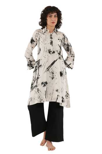 Buy_Khat_Black Silk Collared, Yes Abstract Print Kurta And Pant Set _at_Aza_Fashions