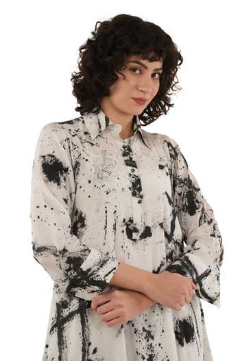 Khat_Black Silk Collared, Yes Abstract Print Kurta And Pant Set _Online
