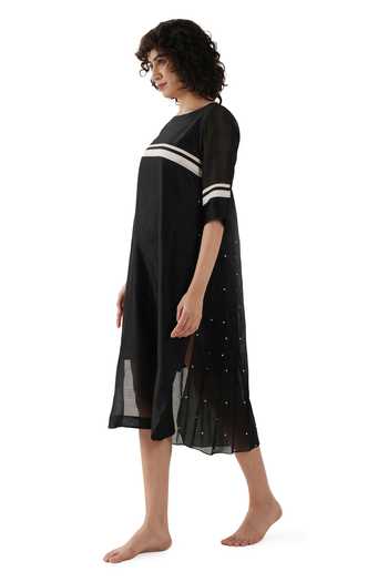 Khat_Black Chanderi Silk Round Neck Dot Print Tunic _Online_at_Aza_Fashions