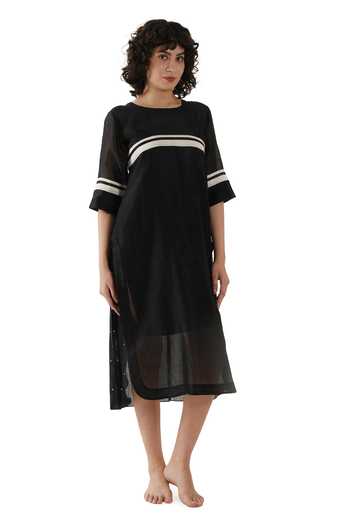 Buy_Khat_Black Chanderi Silk Round Neck Dot Print Tunic 