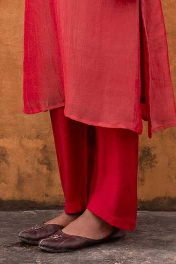 Karaj Jaipur_Red Tissue, Organza, Muslin Embroidery Round Neck Crushed Kurta Set _Online_at_Aza_Fashions
