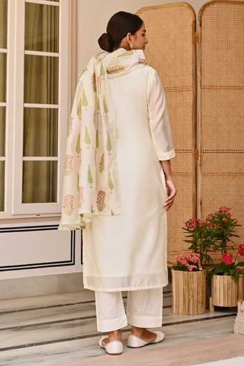 Shop_Karaj Jaipur_Cream Chanderi, Cotton Embroidery Thread Kurta Set _at_Aza_Fashions