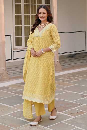 Buy_Karaj Jaipur_Yellow Muslin (mulmul), Cotton Thread Embroidery V-neck, Yes V Kurta Set _Online_at_Aza_Fashions
