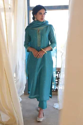 Buy_Karaj Jaipur_Turquoise Cotton, Chanderi, Bemberg Mirrors Round Neck Embroidered Kurta Set _at_Aza_Fashions