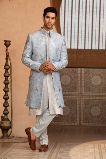 Buy_Design O Stitch_Silver Zari Frosted Textured Sherwani Jacket Set _at_Aza_Fashions