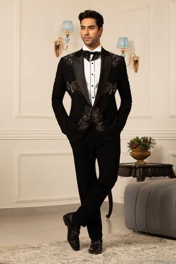 Buy_Design O Stitch_Black Suiting Embroidery Tuxedo And Pant Set _at_Aza_Fashions