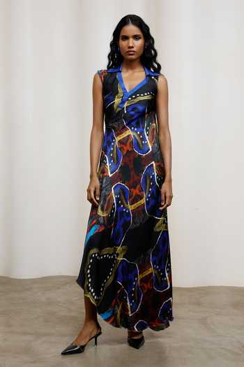 Buy_Advait_Blue Georgette, Satin V-neck, Polo Collar Saeri Dress _at_Aza_Fashions