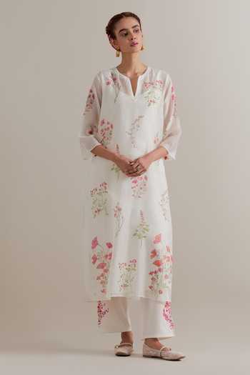 Buy_Upavita_Pink Cotton, Chanderi Tassels, Beads Split V-neck Floral Printed Kurta Set _Online_at_Aza_Fashions