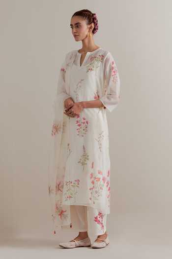 Upavita_Pink Cotton, Chanderi Tassels, Beads Split V-neck Floral Printed Kurta Set _at_Aza_Fashions