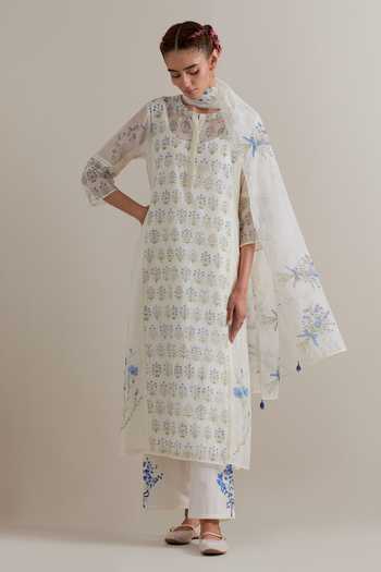 Buy_Upavita_Pink Cotton, Chanderi Lace, Tassels, Beads Round Hand Block Print Kurta Set _at_Aza_Fashions