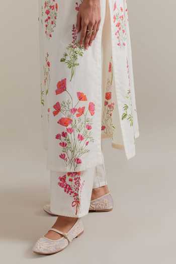 Upavita_Pink Cotton, Chanderi Beads, Tassels Round Neck Kurta Set _Online_at_Aza_Fashions