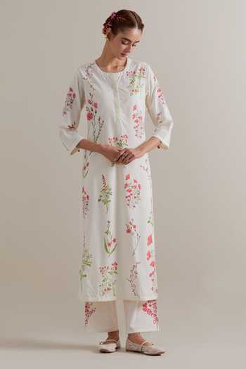 Buy_Upavita_Pink Cotton, Chanderi Beads, Tassels Round Neck Kurta Set _Online_at_Aza_Fashions