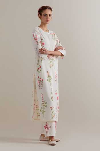 Upavita_Pink Cotton, Chanderi Beads, Tassels Round Neck Kurta Set _at_Aza_Fashions