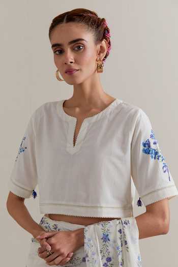 Buy_Upavita_Pink Cotton, Chanderi Beads, Tassels Split V-neck Saree And Blouse Set _Online_at_Aza_Fashions