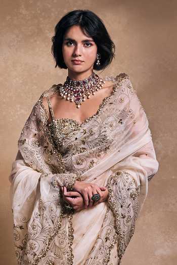 Tamanna Punjabi Kapoor_Cream Silk, Organza, Satin Sequins, Pearls, Zari, Stones, Embroidered Saree Set _Online_at_Aza_Fashions