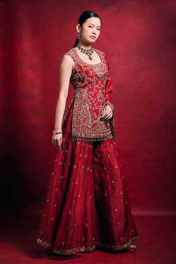 Tamanna Punjabi Kapoor_Gold Silk, Organza Embroidery, Sequins, Pearls, Zari, Raw Kurta Sharara Set _Online_at_Aza_Fashions