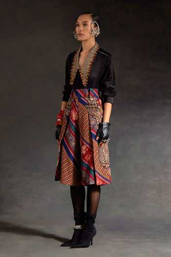 Buy_Aseem Kapoor_Black Silk Embroidery, Zari, Tassels V-neck Atri Collar Crushed Shirt _Online_at_Aza_Fashions