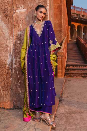 Buy_Punit Balana_Purple , Organza V-neck, Yes Embroidered Alia Choga Kurta Set _at_Aza_Fashions
