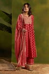 Buy_Kritika Dawar_Coral Silk, Chanderi Embroidery, Zari V-neck Sarah Banarsi Dabka Kurta Set _at_Aza_Fashions