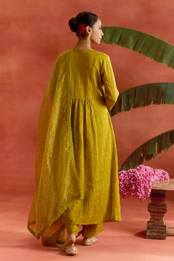 Kritika Dawar_Green Chanderi, Tissue, Silk Organza Gulnaaz Thread A-line Kurta Set _Online_at_Aza_Fashions