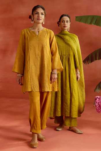 Shop_Kritika Dawar_Green Chanderi, Tissue, Silk Organza Gulnaaz Thread A-line Kurta Set _Online_at_Aza_Fashions
