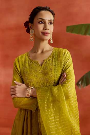 Buy_Kritika Dawar_Green Chanderi, Tissue, Silk Organza Gulnaaz Thread A-line Kurta Set 