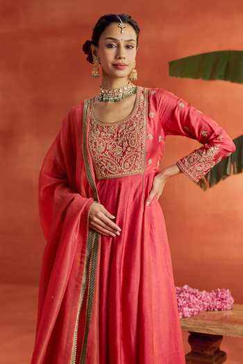Shop_Kritika Dawar_Coral Silk, Tissue Embroidery, Zari Scoop Neck Noorza Hand Anarkali Set 