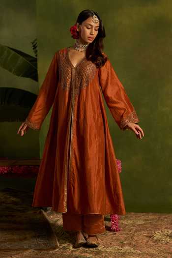 Shop_Kritika Dawar_Rust Silk, Chanderi, Tissue Embroidery, Zari V-neck Mehrunisa Hand Kurta Set 