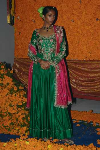Buy_Aditi Gupta_Green Silk Zari, Pearls Sweetheart Neck Soft Embroidered Anarkali With Dupatta _at_Aza_Fashions
