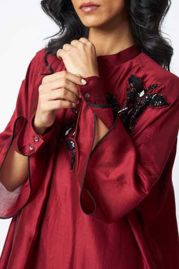 Buy_MADDER MUCH_Red Chanderi Silk, Cotton Embroidery Split V-neck Regina Swing Dress 