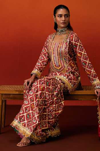Shop_Evra By Nikita_Red Silk, Cotton Gota Patti Square Neck Patola Print Kurta Set _Online_at_Aza_Fashions